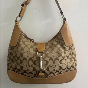 COACH Purse Signature Hampton Hobo Shoulder Bag F13069